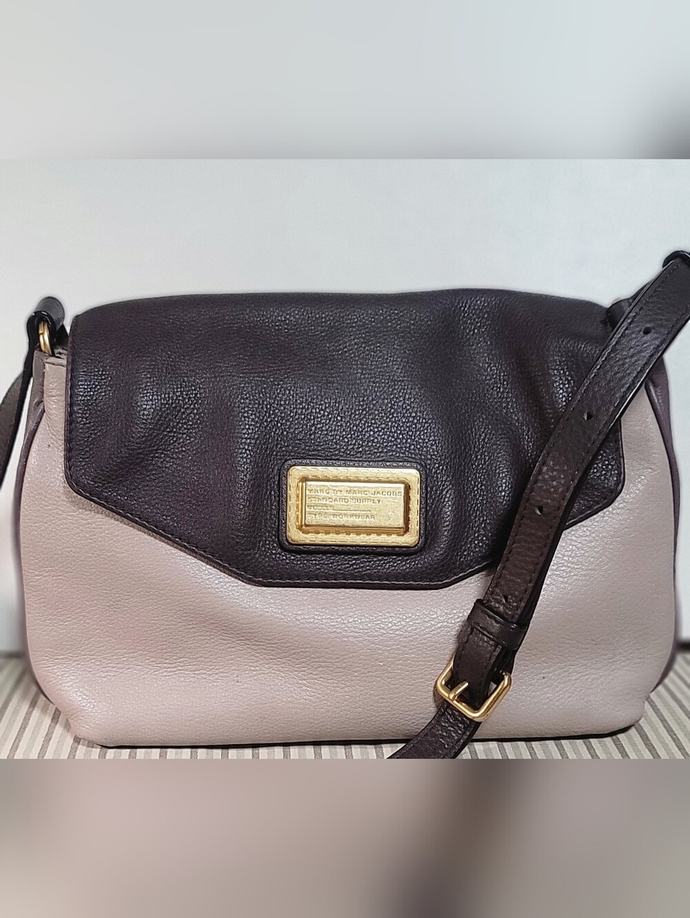 Marc by Marc Jacobs Taupe/Brown Pebbled Leather Shoulder/Crossbody Bag - Picture 2 of 16
